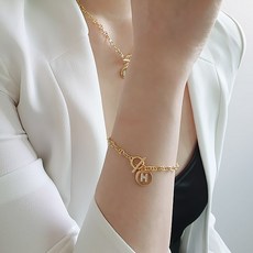 샹달체인 에르 에이치 명품 심플 체인팔찌(목걸이가능)
