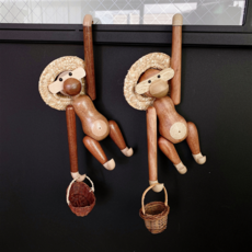바이에스 카이보예센 로젠달 우드 원목 원숭이 장식 목각인형, 무광+바스켓+모자