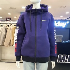 엠할리데이 TOP01