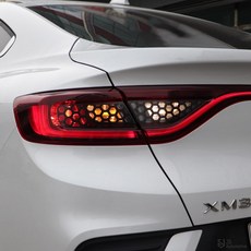 JS automotive [XM3] 브레이크등 트럼크 램프 스티커 몰딩 시트지 커버 기스방지 가드 패널 익스테리어 용품, 1개