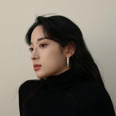 레스이즈모어귀걸이