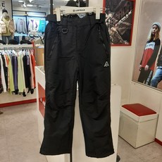 8a72c765795b164efcf61a24f26df17e8a9ffa1e17c66523dc84b3b070eb.jpg