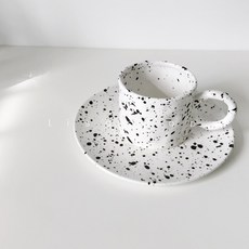 3fe948b634b94ae7af81ae228777a42f363221eb667776e1f1d45c22464b.jpg