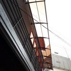 1053ab2ce8d34c725af8b69d13119a343b8c05adabee27da7a353726a585.jpg