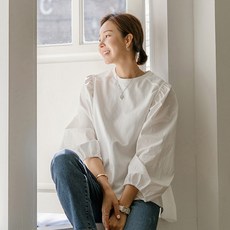 [조아맘] 베니드 셔링 블라우스 JB04737