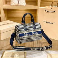 55b5b84db60b156deed52724a0780aed3b0ceb900f5a1c83c53e409de946.jpg