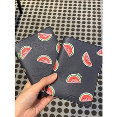 코치 오렌지/워터멜론 프린트 남녀공용 여권케이스 2색 택1