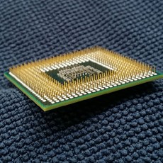 CPU laptop Core 2 Duo T9800 6M Cache/2.93GHz/1066/Dual-Core Socket 478 PGA processor forGM45 PM45, 한개옵션0