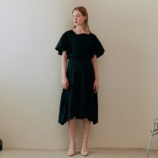 온앤온 AK수원점 온앤온 웨이브 넥라인 우븐소매 티셔츠 NW0AE641
