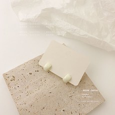b180889928ff6f26a9a833b424d6b7b5b35526ef05d4263b7e4a326e5767.jpg