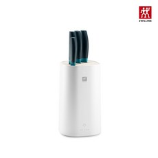 b99243d185d7134b3ae53ed07ab41cfda934450572d51a28800178187b60.jpg