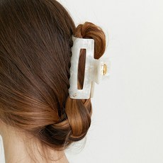 장폴클라리쎄집게핀