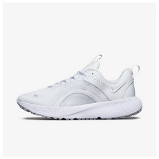 나이키리액트이스케이프런2