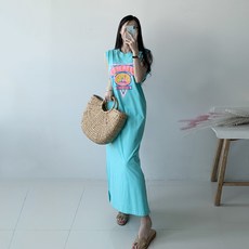 dbf515c3b7145d55c2656e405599e101d55658421f7ae4f3f7a7f616830c.jpg