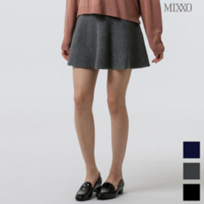 미쏘 미쏘(MIXXO) 니트 플레어 미니스커트 치마_MIWH64T22A