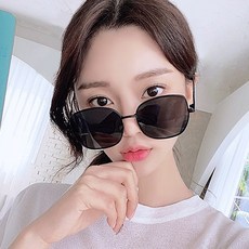 스타일호른 아삼 오버사이즈 메탈 사각 편광 여성 선글라스