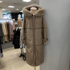 에이비에프지 20F/W 폭스털카라가 멋스럽고 가볍고 정말 따뜻한 후드있는 롱무스탕