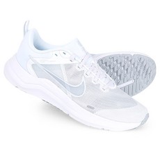 나이키다운쉬프터12