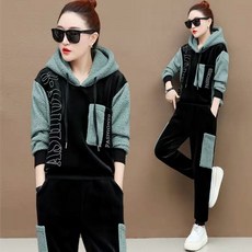 44207635d0bc2a1a1b2d7f4bfa9cc7daebb27c49b5d74f1790927c8144ef.jpg