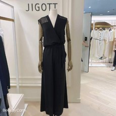 지고트점프슈트