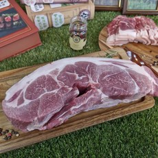 한우대학 엄선한 한돈 암퇘지 1+등급 앞다리살 600g 구이용 수육 찌개용 제육용 주물럭 제육용, 1개