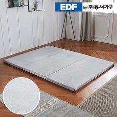 e7567b2db5c1cc94a34cb083895b5fa2a87de0f740568563921e77f2e469.jpg