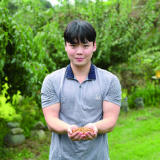 살아있는 국내산 청년밀웜 수퍼밀웜, 일반밀웜, 중 100+100(안전포장), 1개