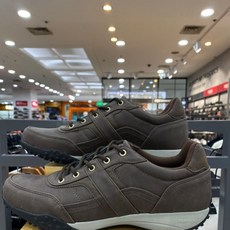 프로스펙스 상설특가이월 한정판매 캐주얼 로퍼 골프화 다양하게 일상에서 착용 가능한 튼튼한 사계절 워킹화 남성들이 꾸준히 좋아하는 제품