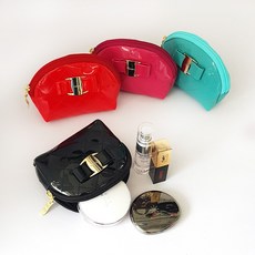 977ff181ba8f614b65e3379ceaa9c3dd374c53616f5f1855e1eb9a10b22d.jpg