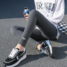 21b80cfda80b131ea7991713c7d96fedddac42e11bca38f8b9dc78082559.jpg