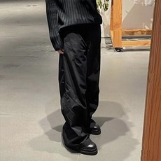 기모바지 남자 겨울 패딩 바지 빅사이즈 작업복 방한 츄리닝 와이드 레그 플리츠 팬츠 플레어 인스파이어드 슬림핏 스타일리시 트렌디 패션 다목적 품질