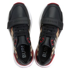 버버리캔버스화