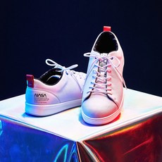 남녀공용 스페이스 온 KUF19N01_W2 운동화 스니커즈