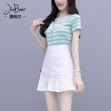 6aa845985a5008a52c089792329b211e4db074654559bf10e73c55dede3f.jpg