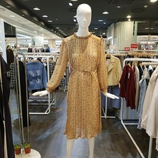 [밸리걸] 플리츠 플라워 원피스(440810)