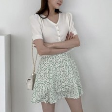 8ed0e659d20bdde8ae0875bf12eb337c1a6127efe6e7f825dd46439eca79.jpg