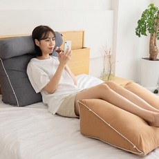 포근해삼각등받이쿠션