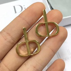 귀걸이알파벳