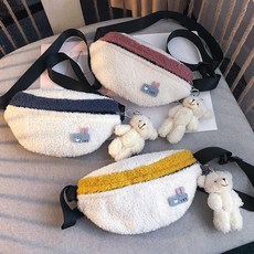 쭌아 라인 뽀글이 크로스백 양털 가방 슬링백 힙색