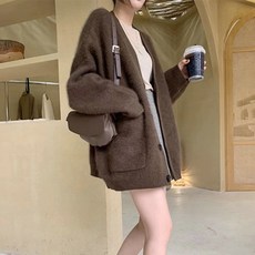 efb908075e51441ae95e95c014a2e04ea2938bbe3b1cd9f29787354f72aa.jpg