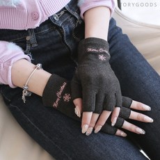 d298cee097b16be1dadd70b7c847432deef9631df8b888c03f9001abb16a.jpg