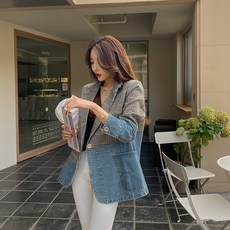 e164b2840794605e69bb4a5c3be773f72ce911d3c6e49d4372fff5977434.jpg