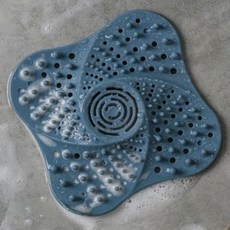 25a2164abcf1e144247a7baef9ee19c083695f359f643a5d823a41b014d4.jpg