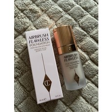 샬롯 틸버리 에어브러쉬 플로리스 파운데이션