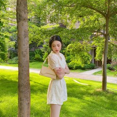 c3c9a8bdecdcc9ce0ea70a3fd53656eabbbccf4cf3504ed7f3645a9f792e.jpg