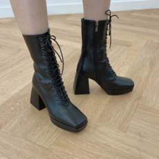 시크덩꼬페이턴트레이스업가보시통굽하프워커힐