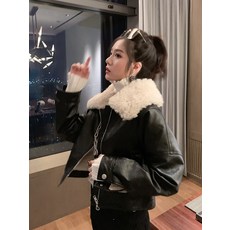 155943de3bca110f5da6d33175147f007f57cae038b6f9ff8c6d28ab1f72.jpg