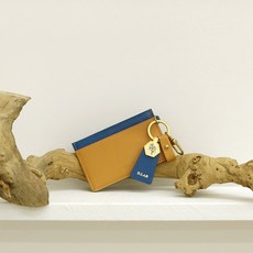 3d52b59fd6752e7bd322360167b342004ac8bbc025473b67c20f1f49b46d.jpg