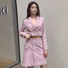accdca18414634bd56bf50d6f0ec43c1406298d5497d2e401380b9e7e970.jpg