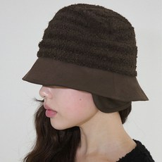 슈프림폴라텍이어플랩